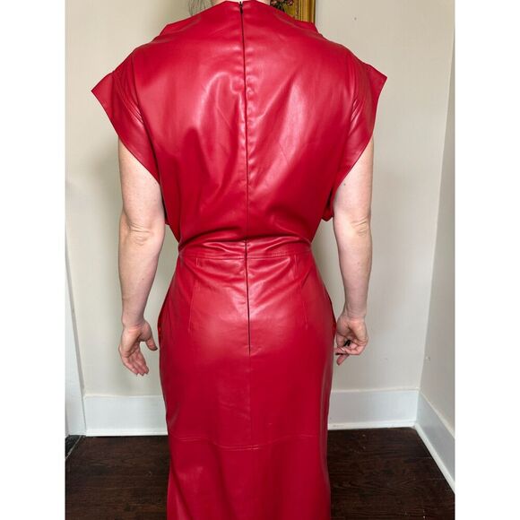 Elegant Red Maxi Dress - Picture 8 of 10